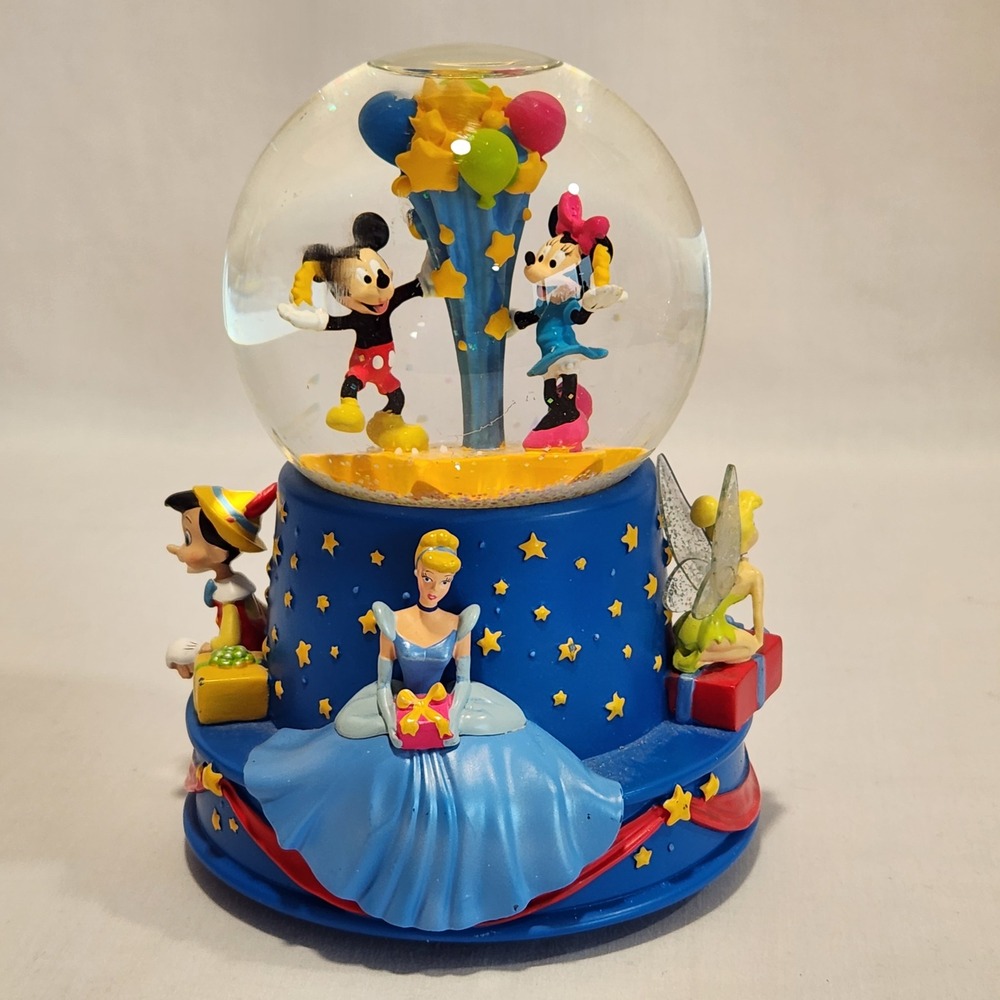 Disney Walt's 100th Anniversary Musical Snow Globe Mickey Minnie Hallmark Music